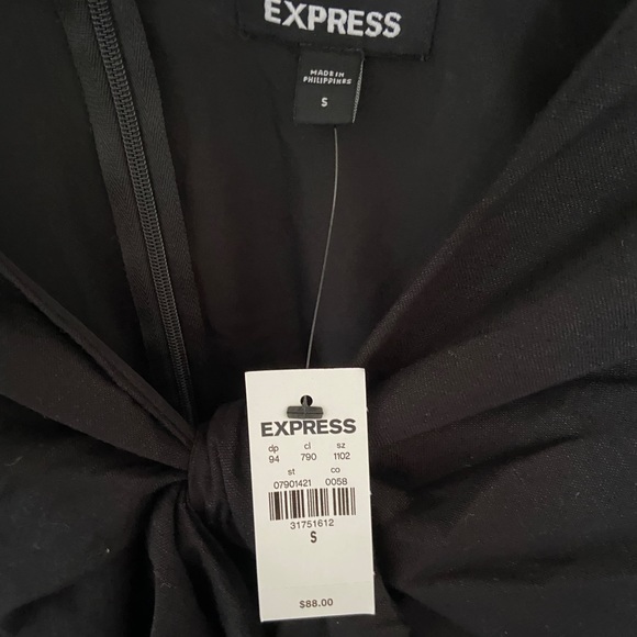 EXPRESS BLACK LINEN BLEND PUFF SLEEVE ROMPER - Picture 5 of 7